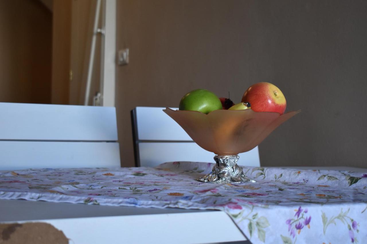 Mantilaria * Fira (Santorini)